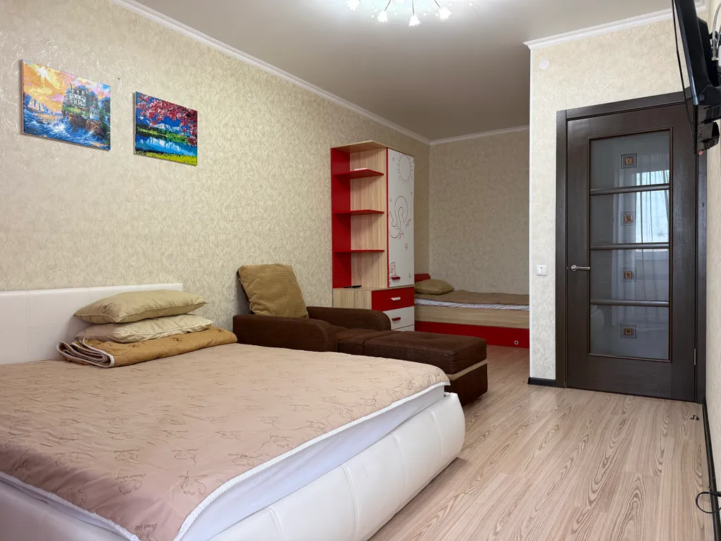 Апартаменты в центре, 1 минуте до ЦУМ и набережной