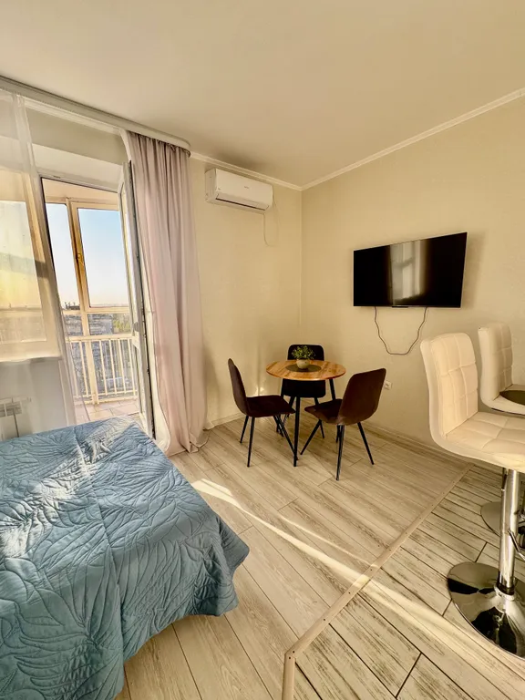 Уютная студия с прекрасными закатами