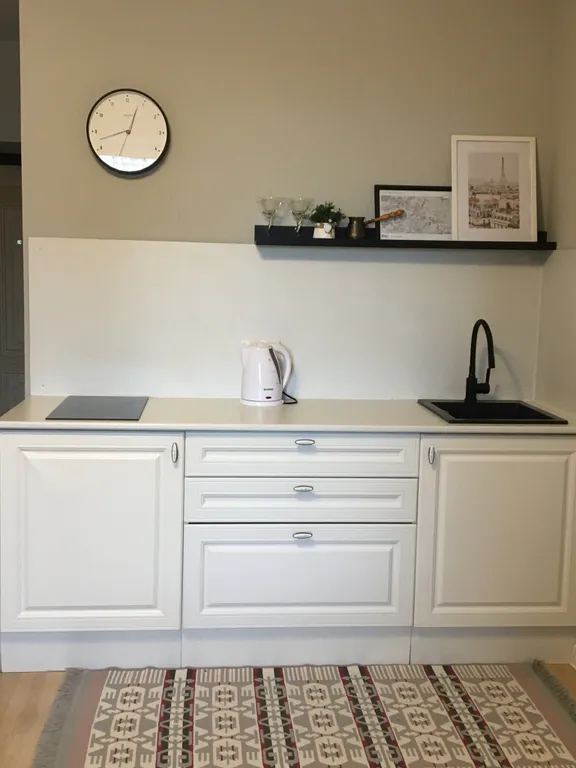 Квартира Уютная студия с красивыми закатами — Тюмень