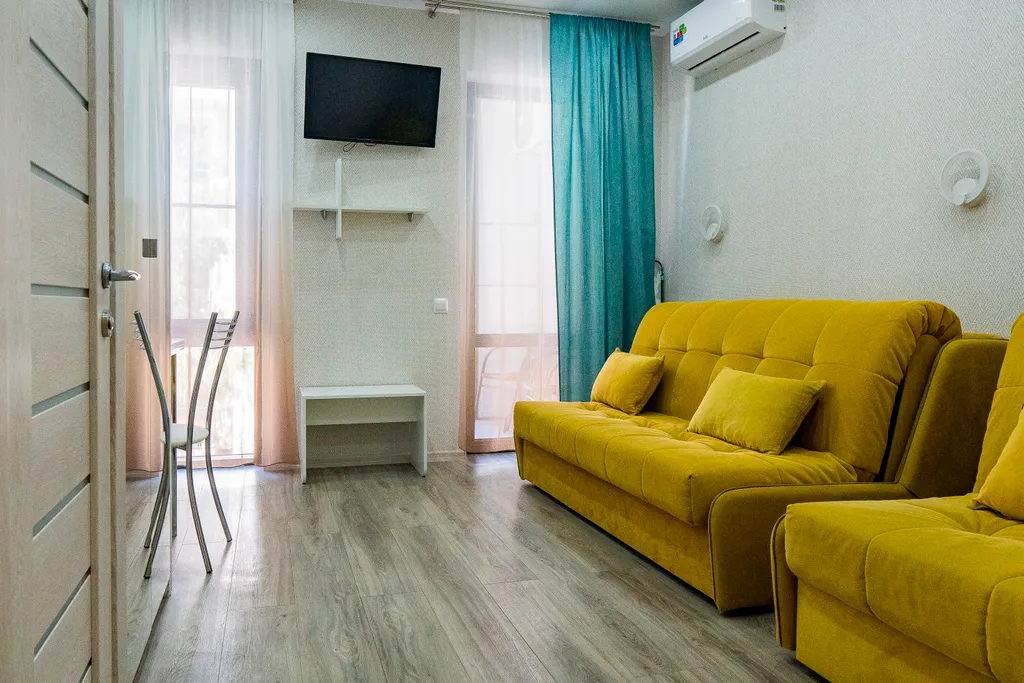 Квартира Трехместные апартаменты с балконом рядом с морем — аренда посуточно в Сочи