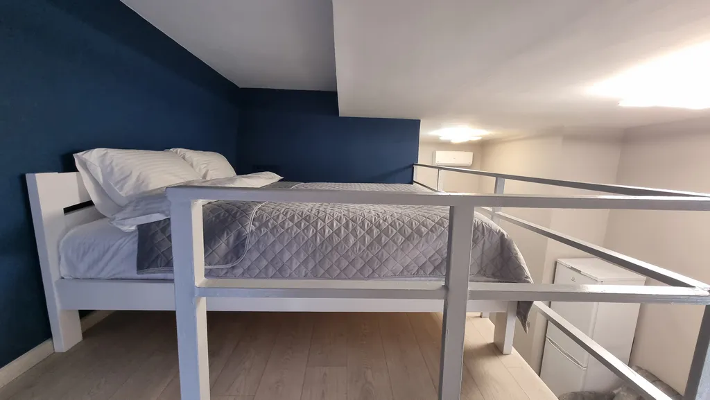 Современная двухуровневая студия в центре Нижнего Новгорода