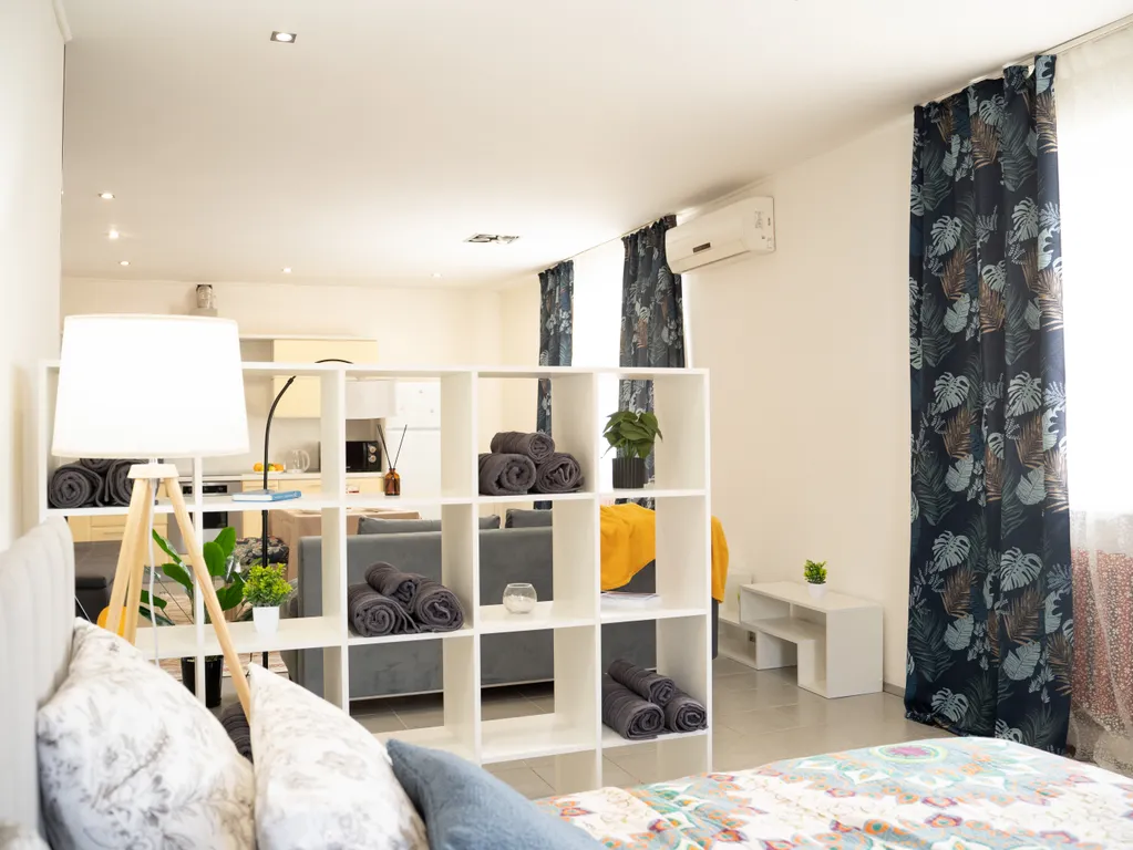 Уютная квартира с проектором