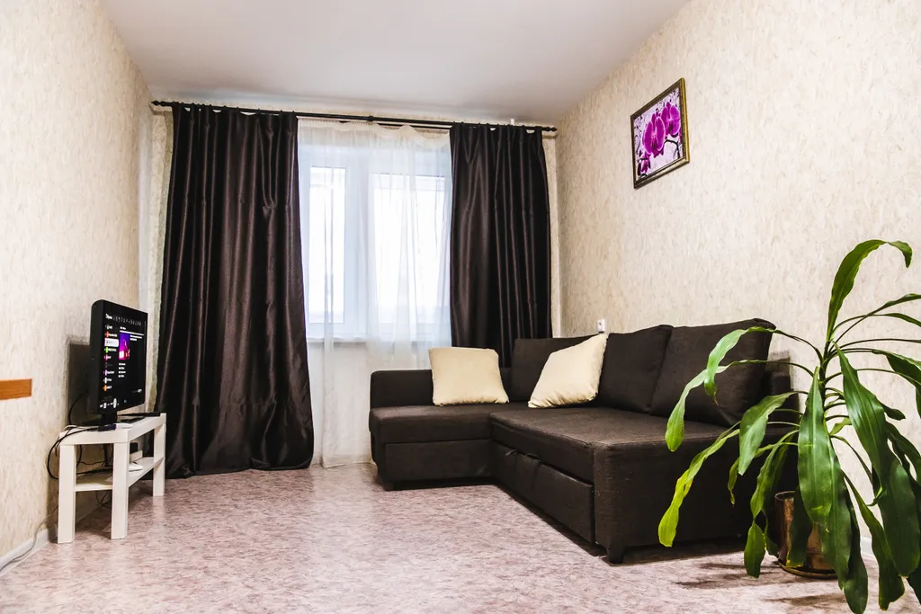 Однокомнатная с большой лоджией