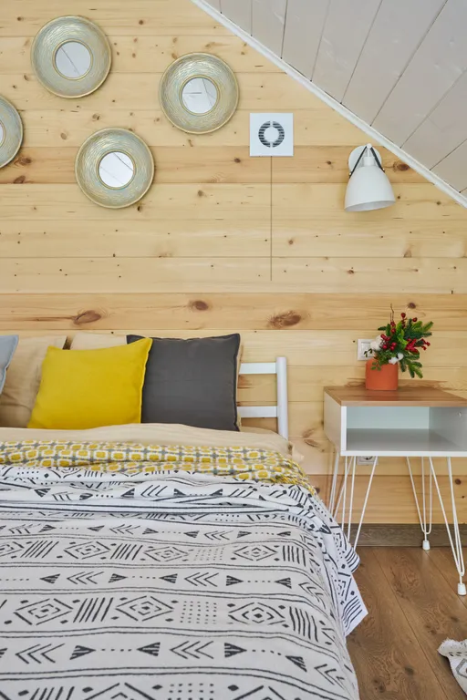 Коттедж в окружении леса с джакузи и сауной