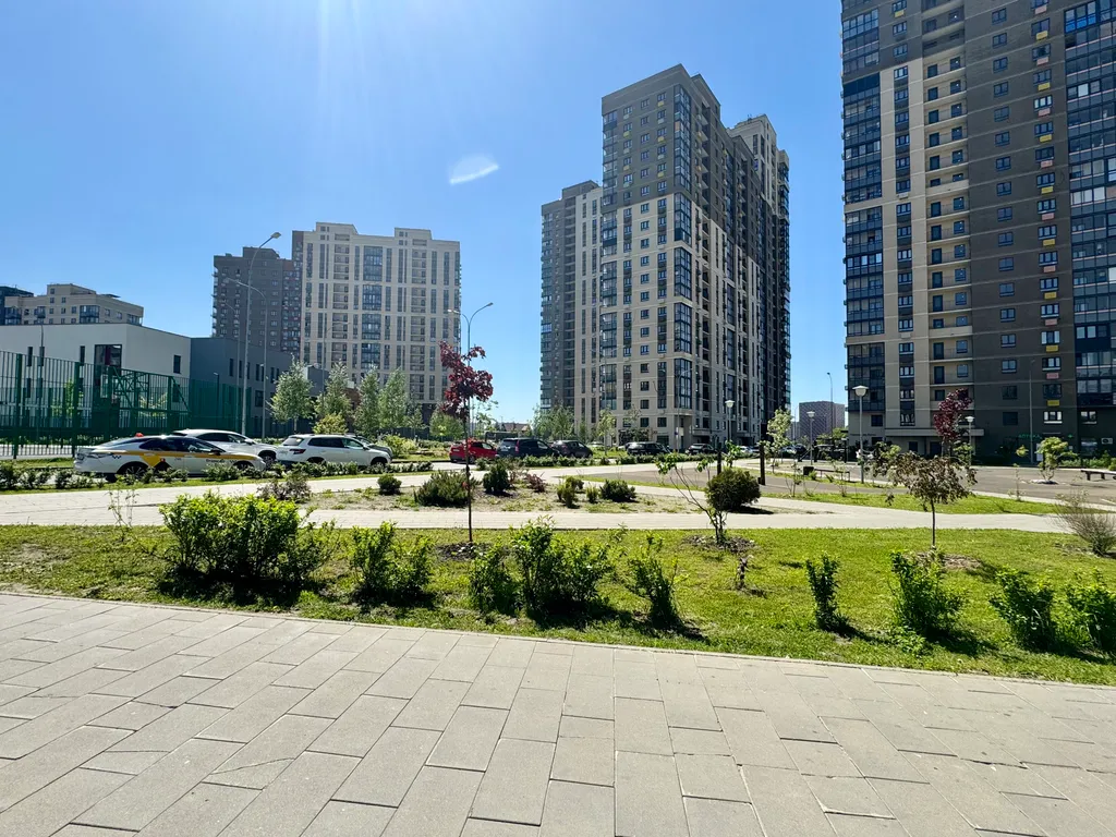 Биг трешка с двумя спальнями и кухней-гостиной