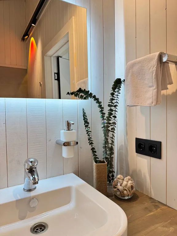 Дом в Абхазии у Черного моря (Специя сердечная)