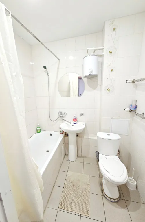 Квартира возле академии МВД