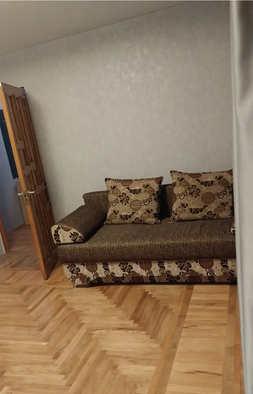 Уютная двушка с большой парковкой