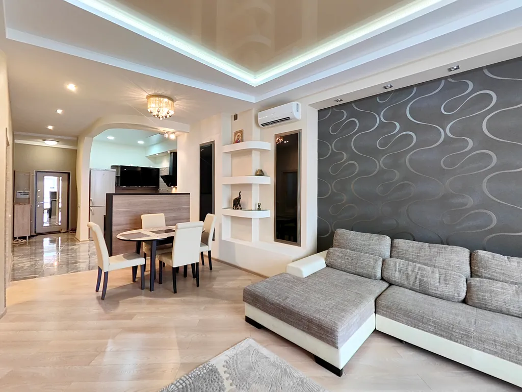 Квартира Евротрешка с видом на море на первой линии Элегантный Взгляд — аренда посуточно в Геленджик