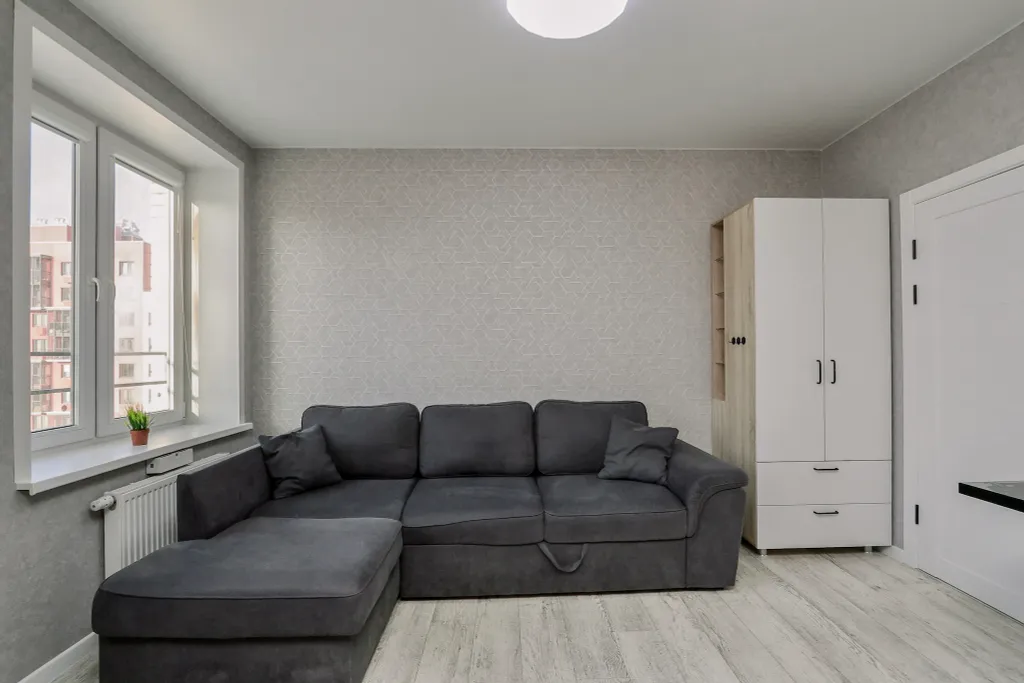 Уютно Ижевск. Новая дизайнерская студия с панорамным балконом