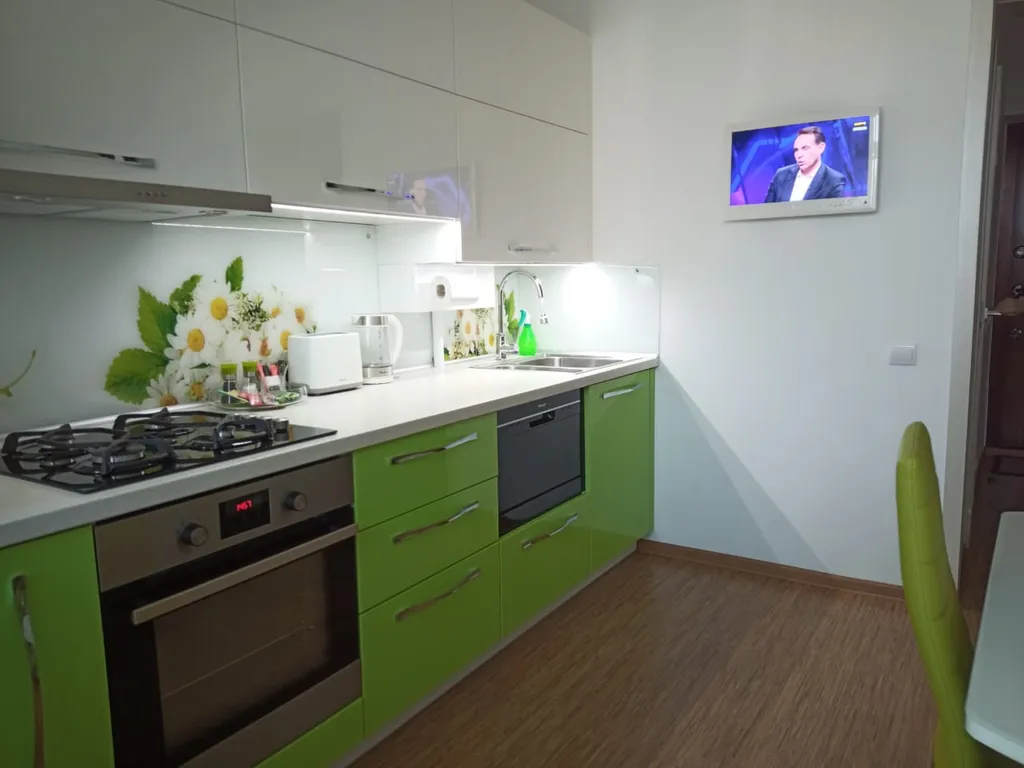 Уютная квартира в тихом районе, альпен парк 15 минут пешком до моря