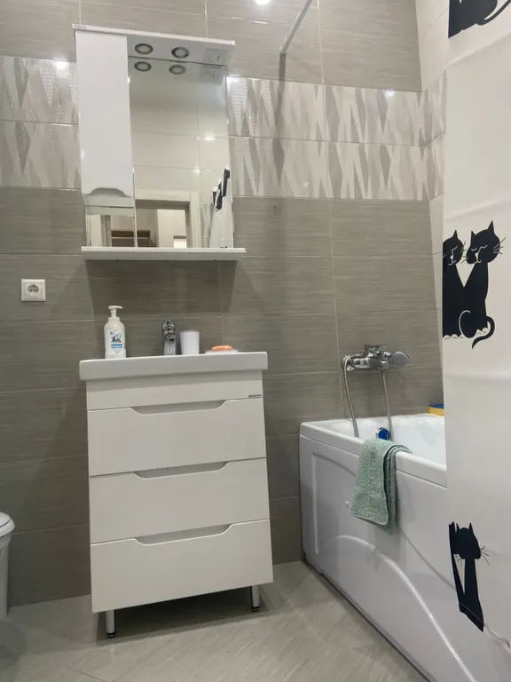 Уютная, новая квартира ЖК Самоцветы