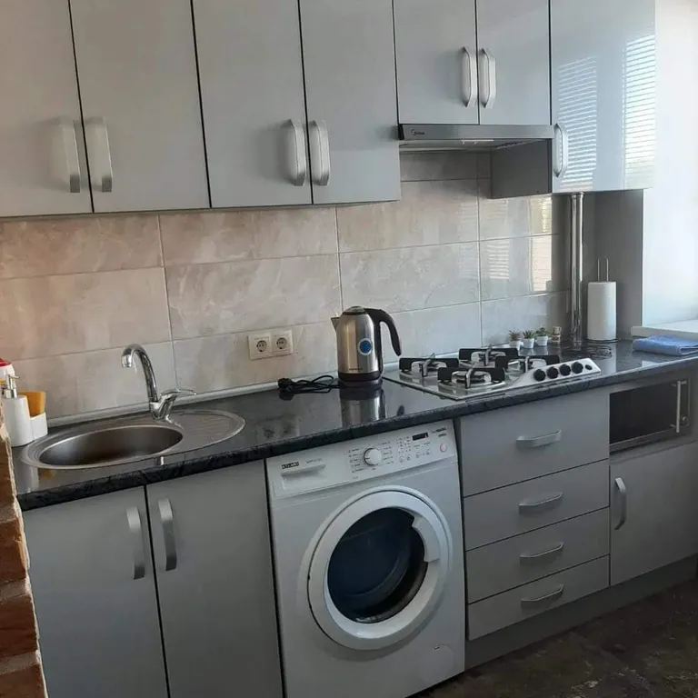 Квартира с видом на Иезуитский коллегиум, в центре