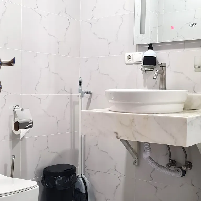 Апартаменты 3х-комнатные с кухней и отоплением. Вид на море и горы