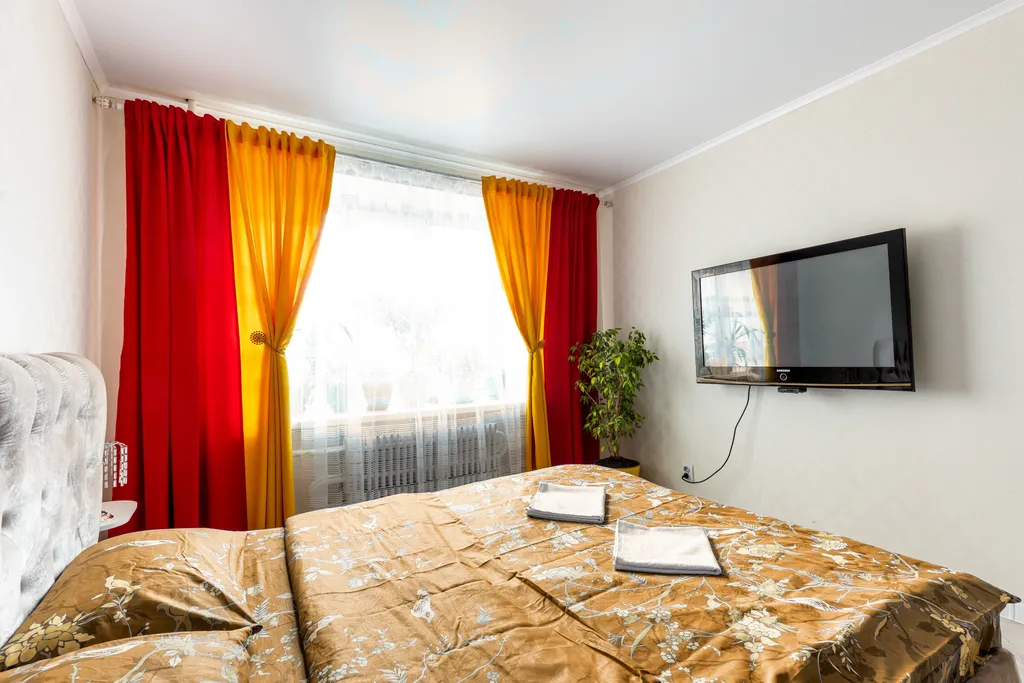 Пряничный домик в центре