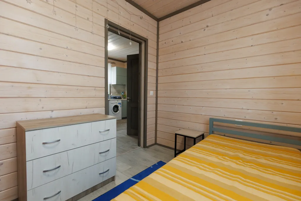 Домик с видом на озеро