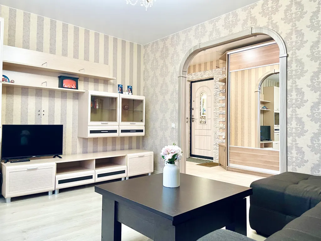 Уютная двухкомнатная квартира в новом доме — аренда посуточно в Йошкар-Ола