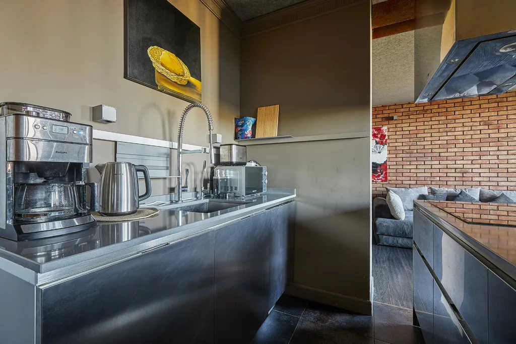 Двухэтажные апартаменты Лофт