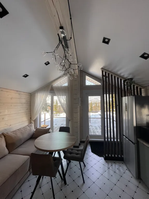 Коттедж Новый дом из кедра — аренда посуточно в Шерегеш