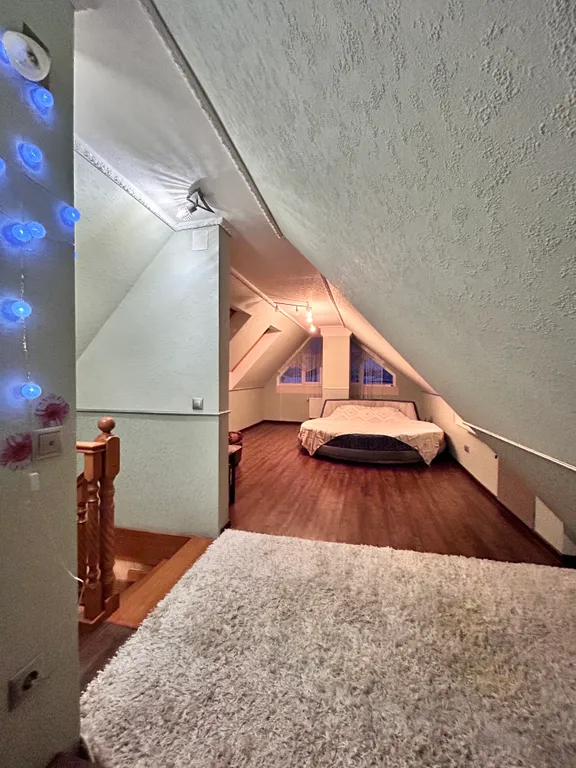 Дом Истра с баней и летним бассейном