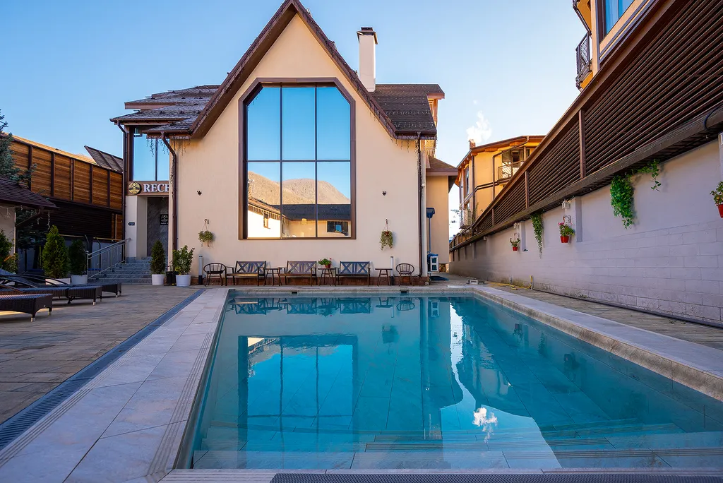 Уютные апартаменты с бассейном и баней