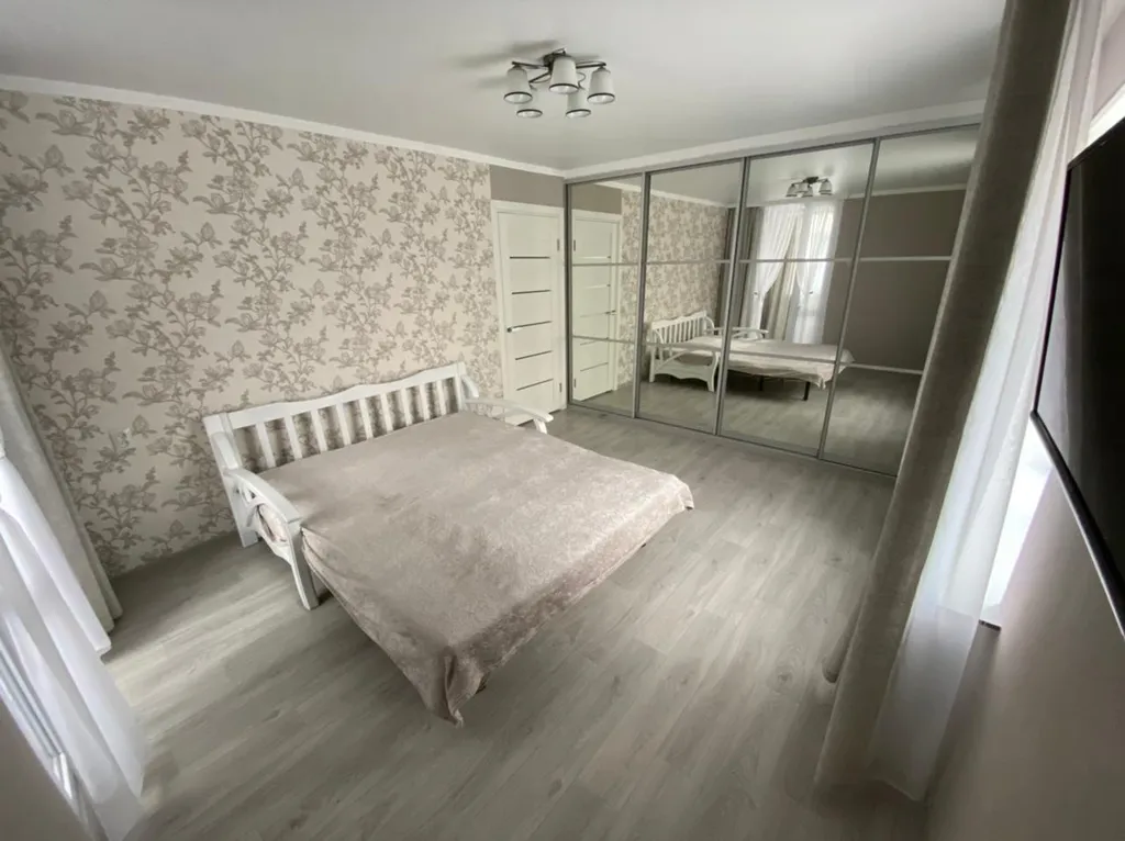 Квартира для некурящих в районе ЖД Вокзала, для путешествий по КМВ — аренда посуточно в Ессентуки