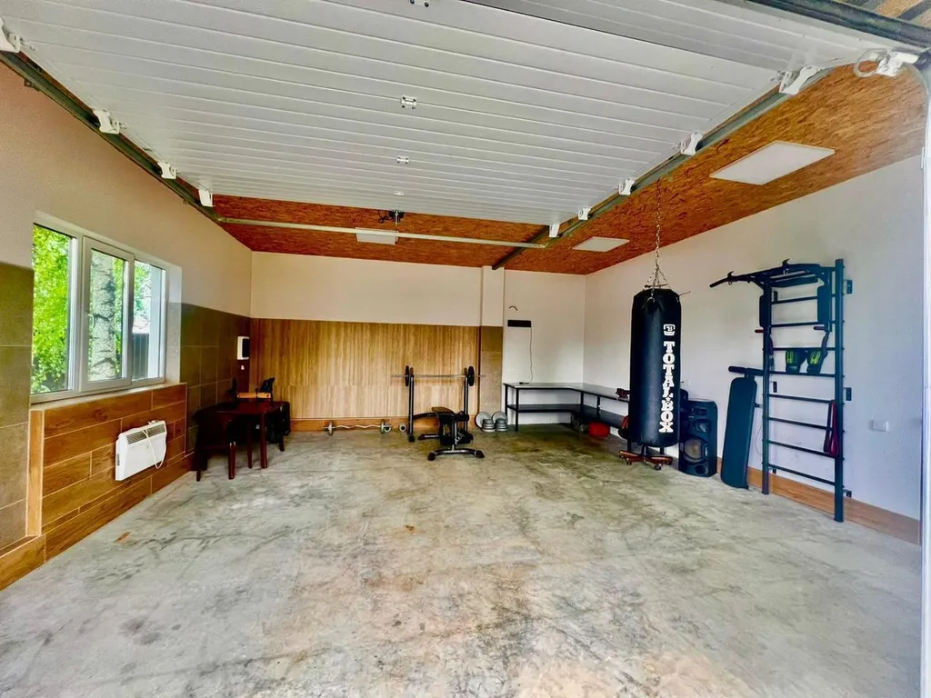 Уютный, современный двухэтажный дом