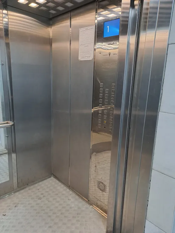 Уютная студия на высоком берегу рядом с морем