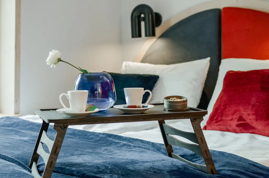 Монпансье-Квартира-студия с отдельным входом в историческом районе — аренда посуточно в Псков