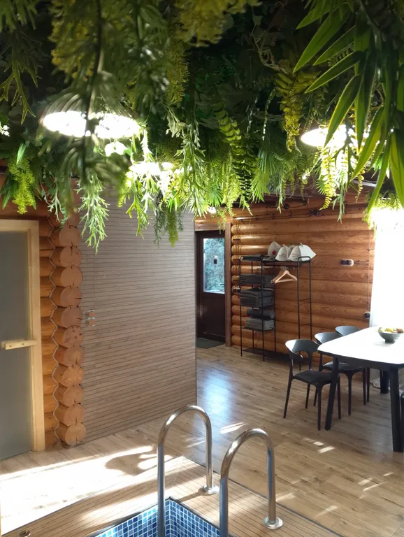 Коттедж с личным термальными бассейном и баней в центре Мостовского