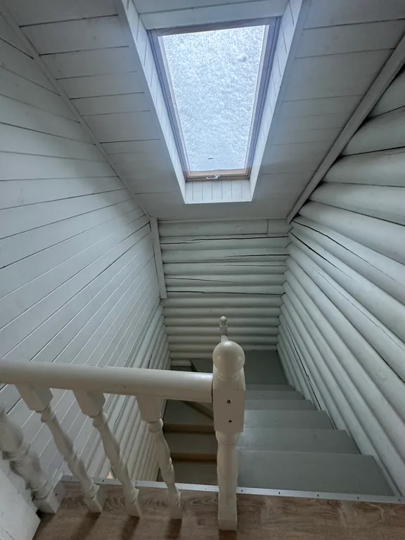 Коттедж у озера