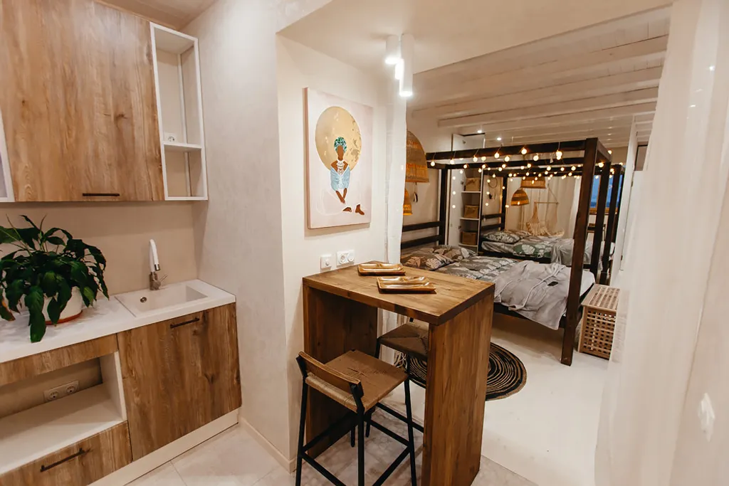 Студия Бали в сердце города, с панорамным видом на город и Волгу