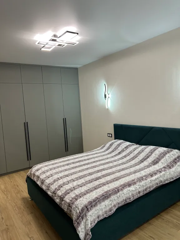 Уютная квартира в самом новом районе города, напротив сквера