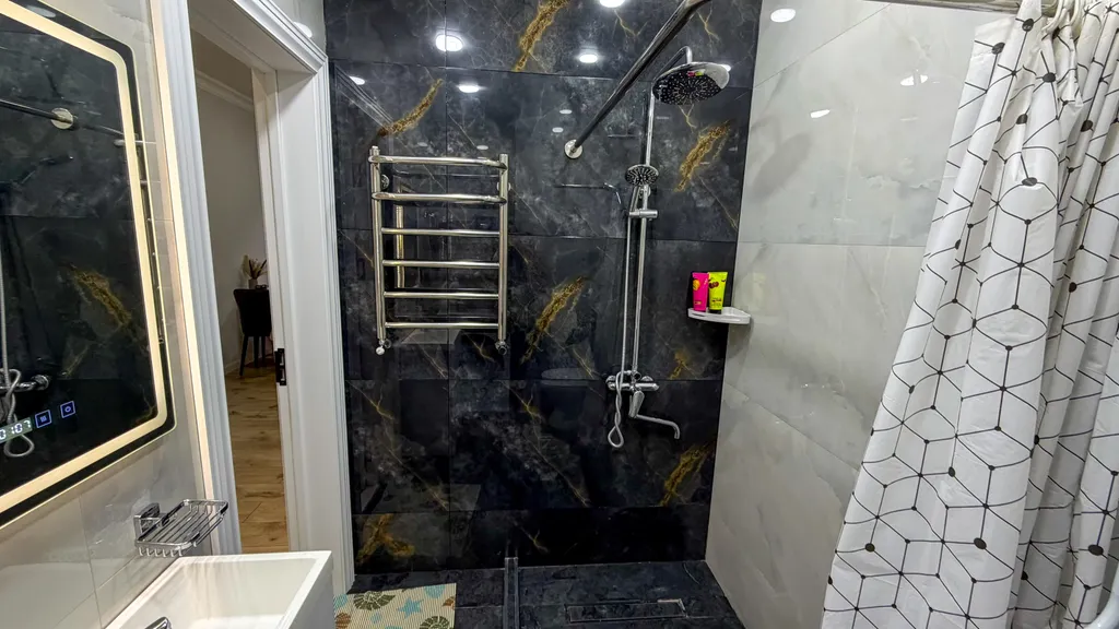 Современная, просторная и уютная семейная квартира в Центре