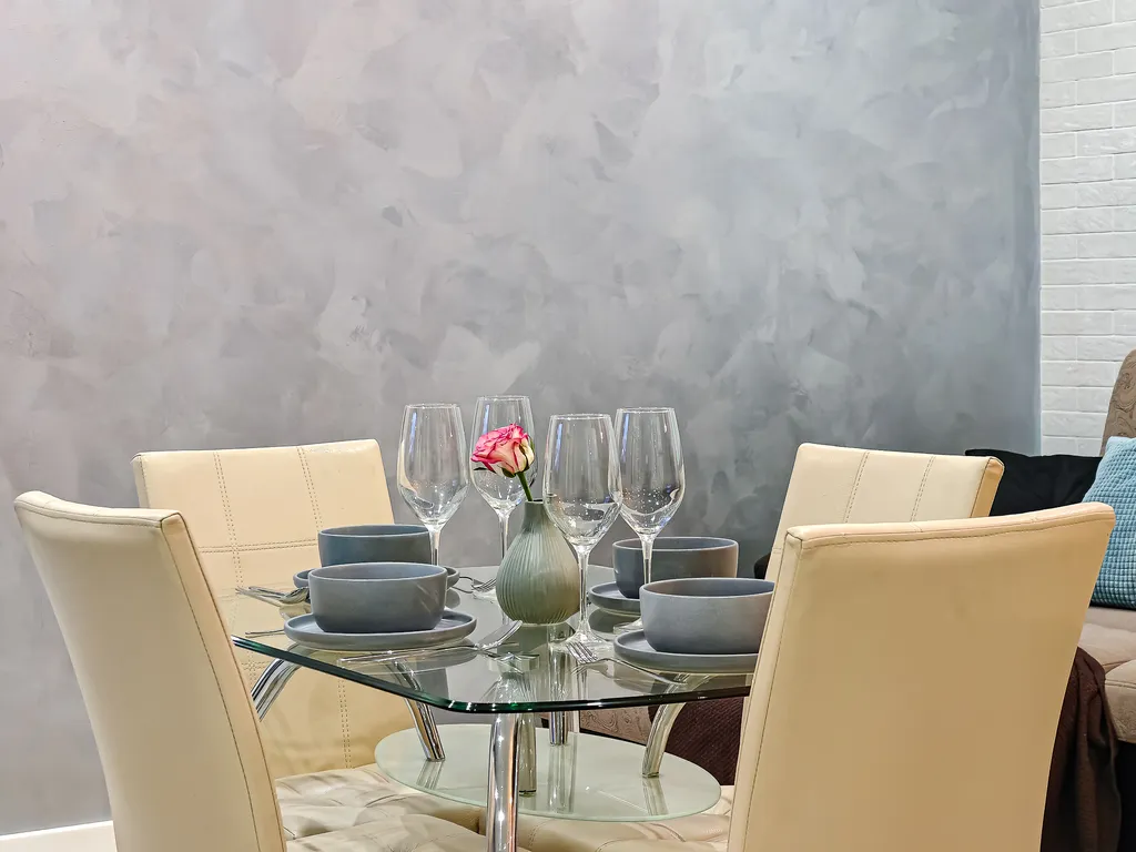 Масштабная двухкомнатная с кроватью super king-size в ЖК Дождь