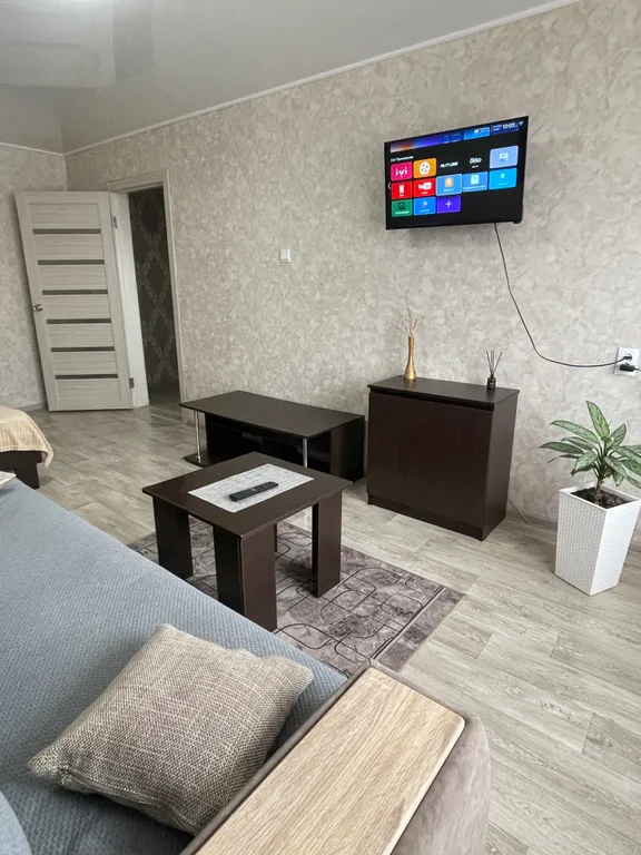 Уютная квартира в центре города с красивым видом города из окна