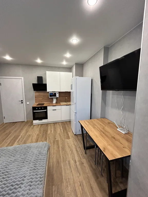 Евро двухкомнатная квартира около Меги