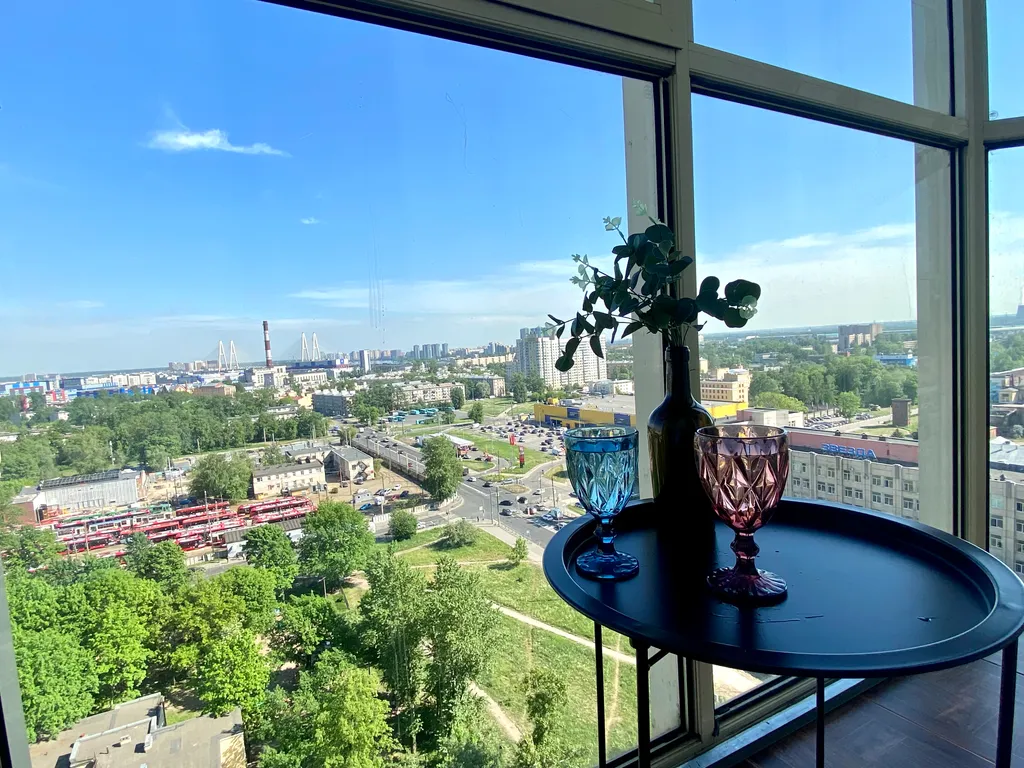 Квартира Квартира с кондиционером, видом на город, балконом в пол — Санкт-Петербург