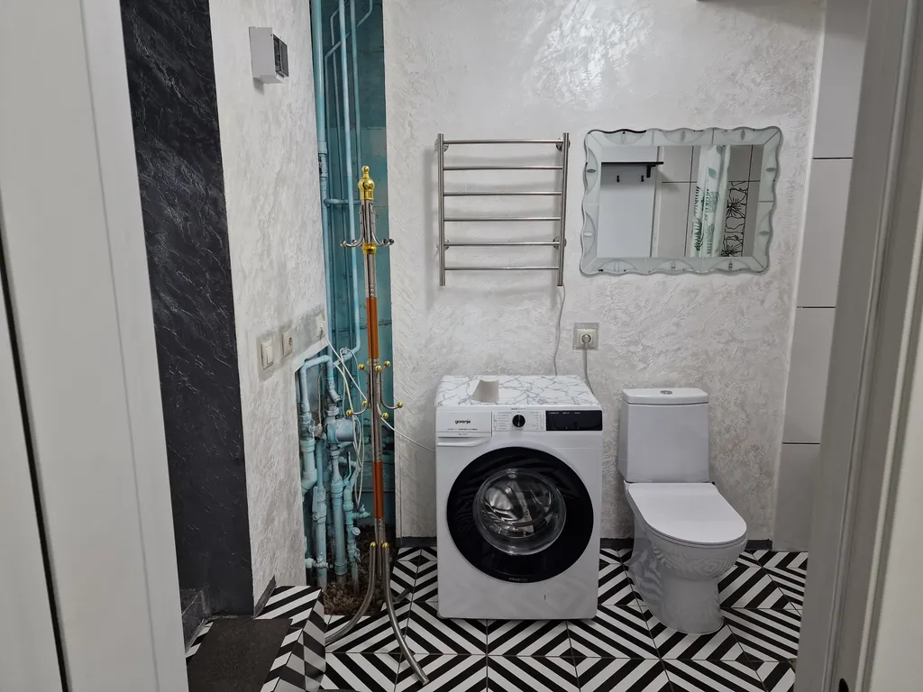 2-комнатная квартира в центре в частном благоустроенном доме