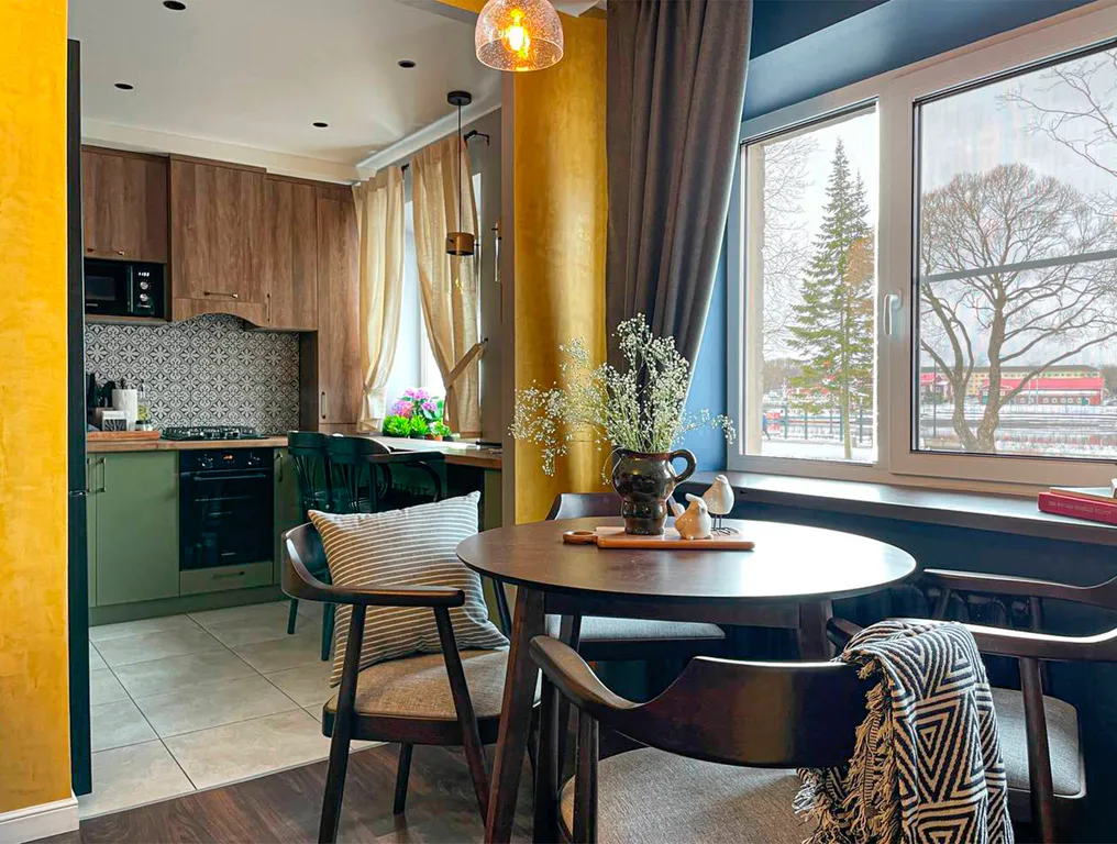 Трёхкомнатная квартира с видом на набережную в центре В. Новгорода — аренда посуточно в Великий Новгород