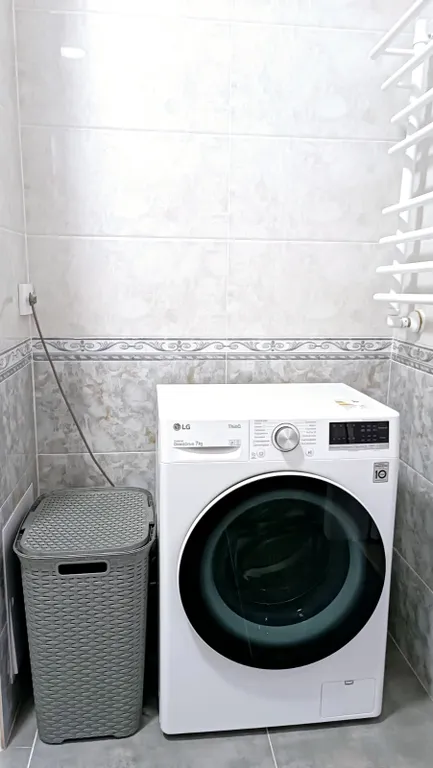 Апартаменты в центре с видом на город и горы