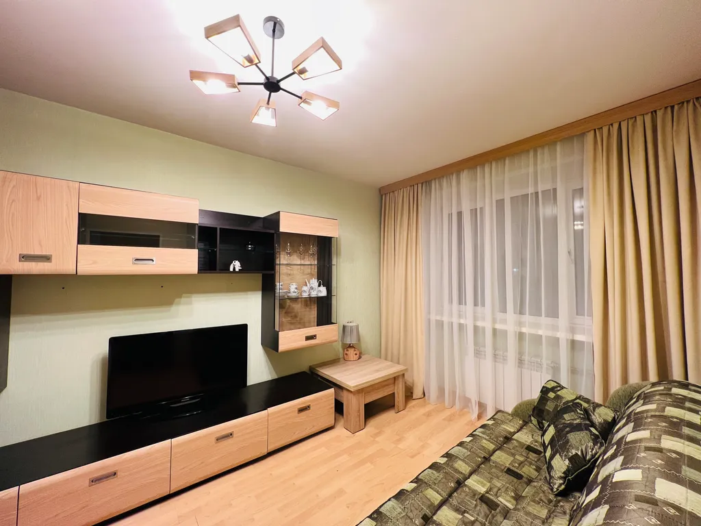 Уютная квартира у дворца спорта — аренда посуточно в Калуга