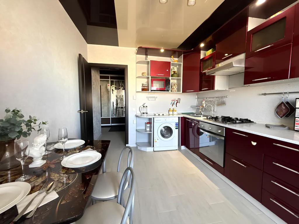 Квартира Двухкомнатная квартира с личным парковочным местом — Ярославль