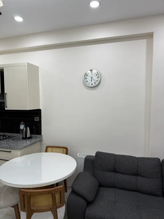 Cтильная eвpо-двушкa Elexus Тедже 2