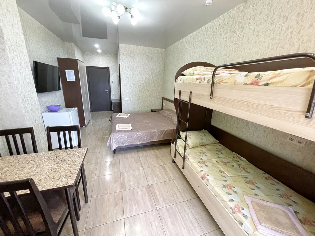 Квартира Квартира Четырехместный номер с балконом и видом на море — Лазаревское