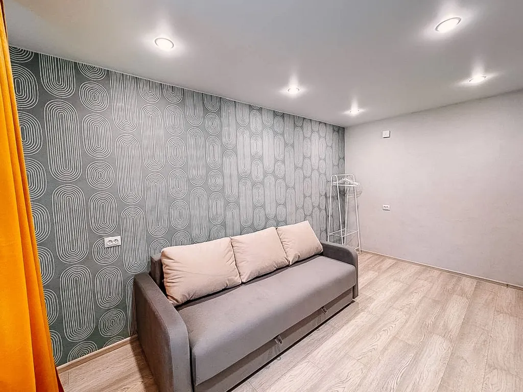 Свежая трешка с раздельными комнатами в тихом районе города