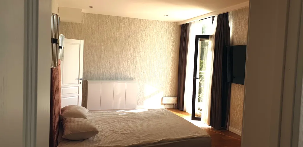 Элитный апартамент с террасой в центре Сочи 150 квм у моря