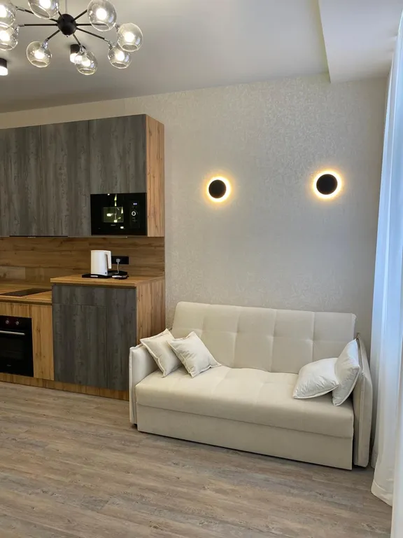 Современная квартира с кондиционером, с красивым видом на горы