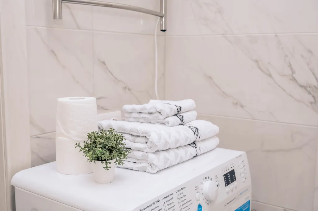 Уютная студия в новом доме с красивым видом из окна