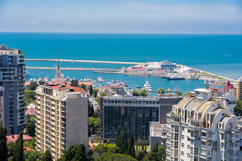 2-комнатная квартира в центре Сочи с видом на море и город